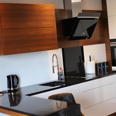 Apartament Berylowa 2 Apartment โคนิน ภายนอก รูปภาพ